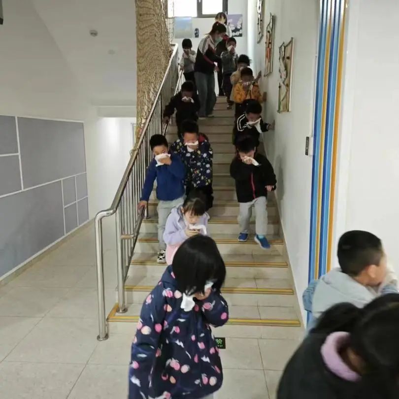 1681455010696437.jpg 1681455010696437.jpg